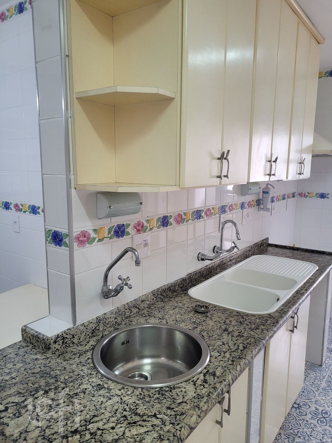 Apartamento à venda com 4 quartos, 165m² - Foto 8