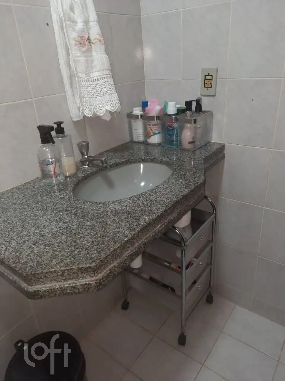 Apartamento à venda com 3 quartos, 183m² - Foto 2