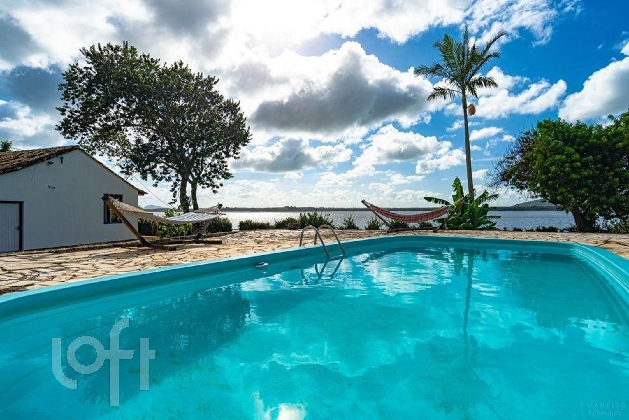 Casa Residencial com 84m², 3 quartos, 1 suíte, no bairro Cacupé em Florianópolis