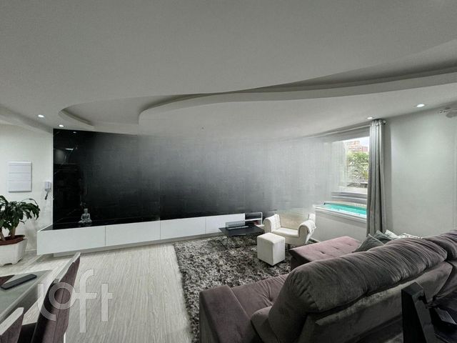 Apartamento com 80m², 3 dormitórios, 1 suíte, 1 vaga, São João em Porto Alegre