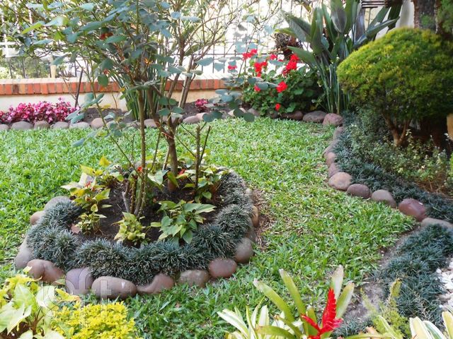 Casa com 350m², 4 dormitórios, 4 suítes, 2 vagas, Petrópolis em Porto Alegre