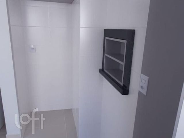 Apartamento com 67m², 2 dormitórios, 1 suíte, 1 vaga, Higienópolis em Porto Alegre