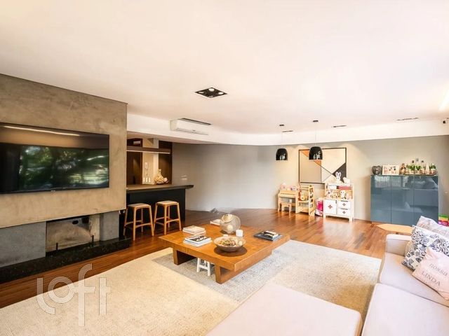 Apartamento com 156m², 2 dormitórios, 2 suítes, Petrópolis em Porto Alegre