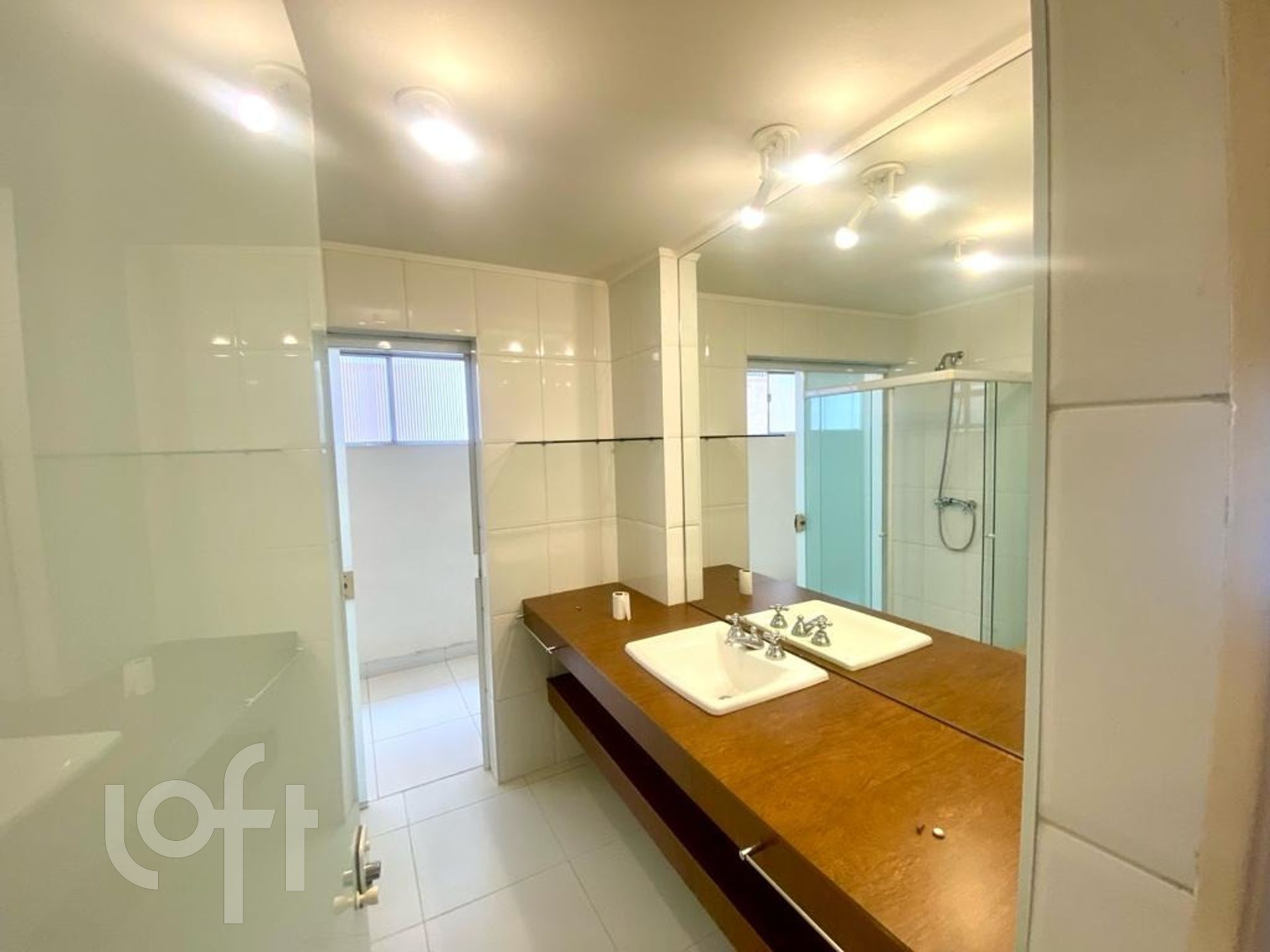 Apartamento à venda com 4 quartos, 210m² - Foto 7