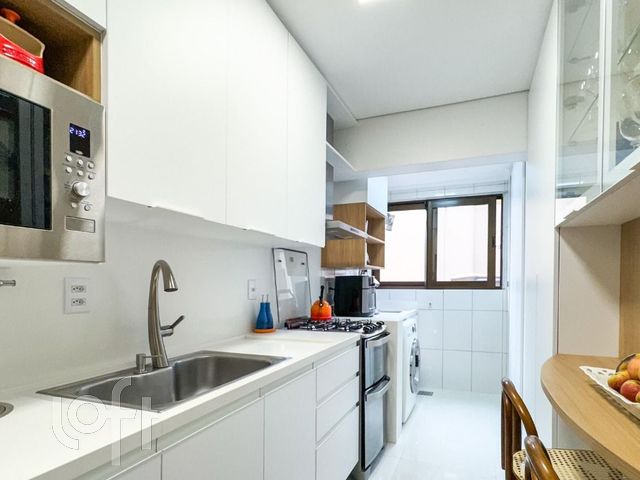 Apartamento com 178m², 3 dormitórios, 1 suíte, 1 vaga, Floresta em Porto Alegre