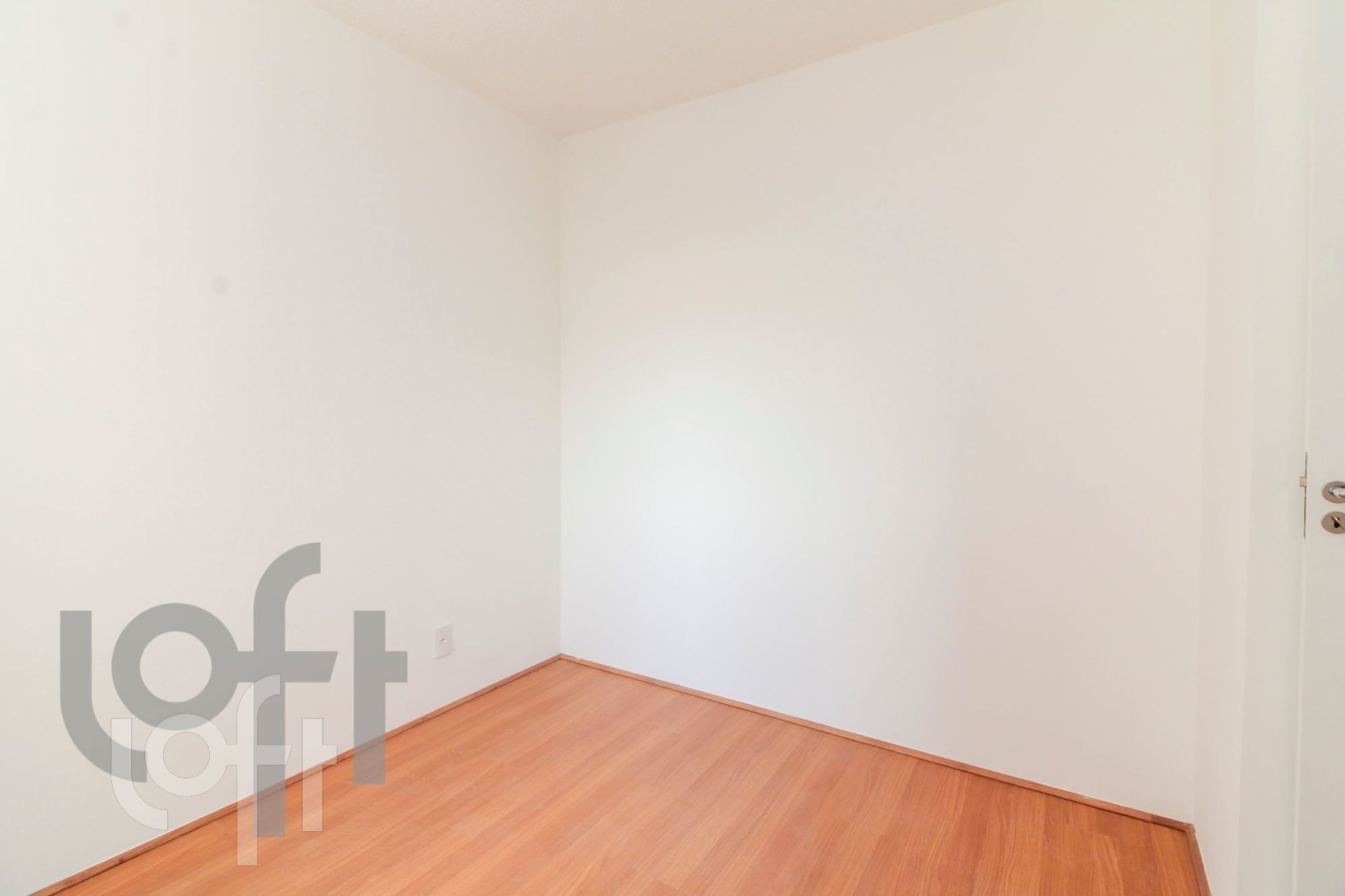 Apartamento à venda com 2 quartos, 42m² - Foto 10