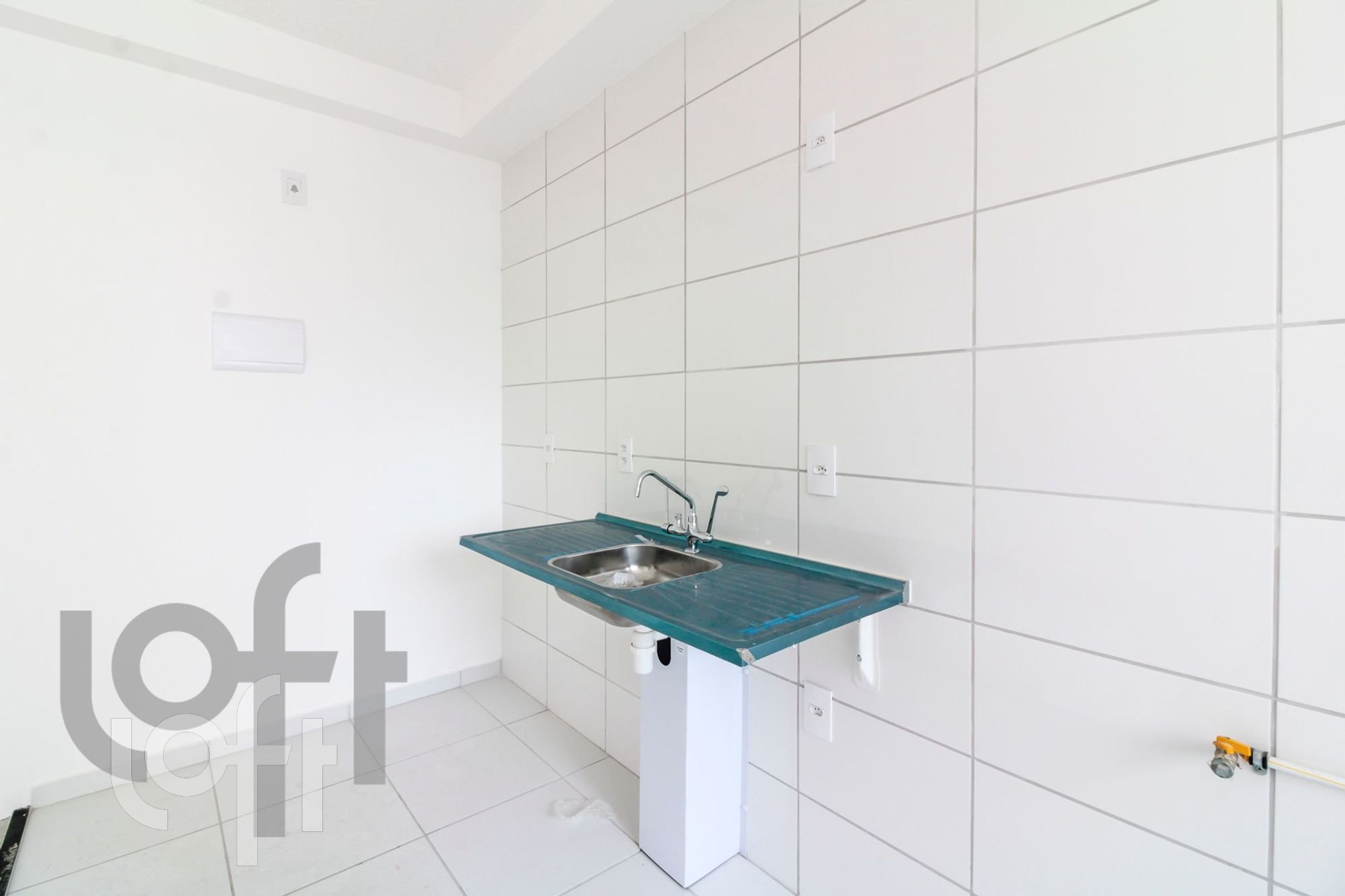 Apartamento à venda com 2 quartos, 42m² - Foto 14