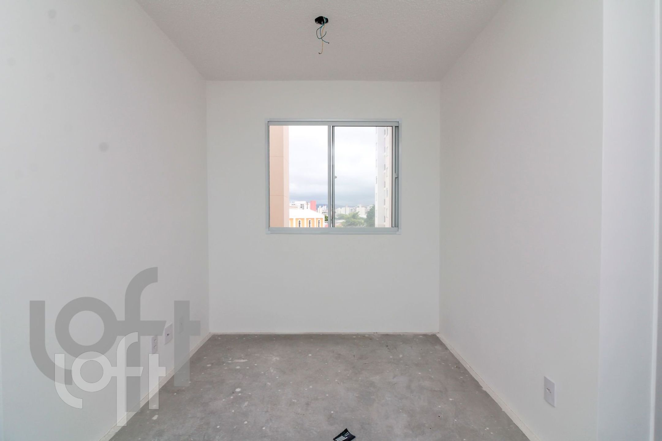 Apartamento à venda com 2 quartos, 42m² - Foto 18