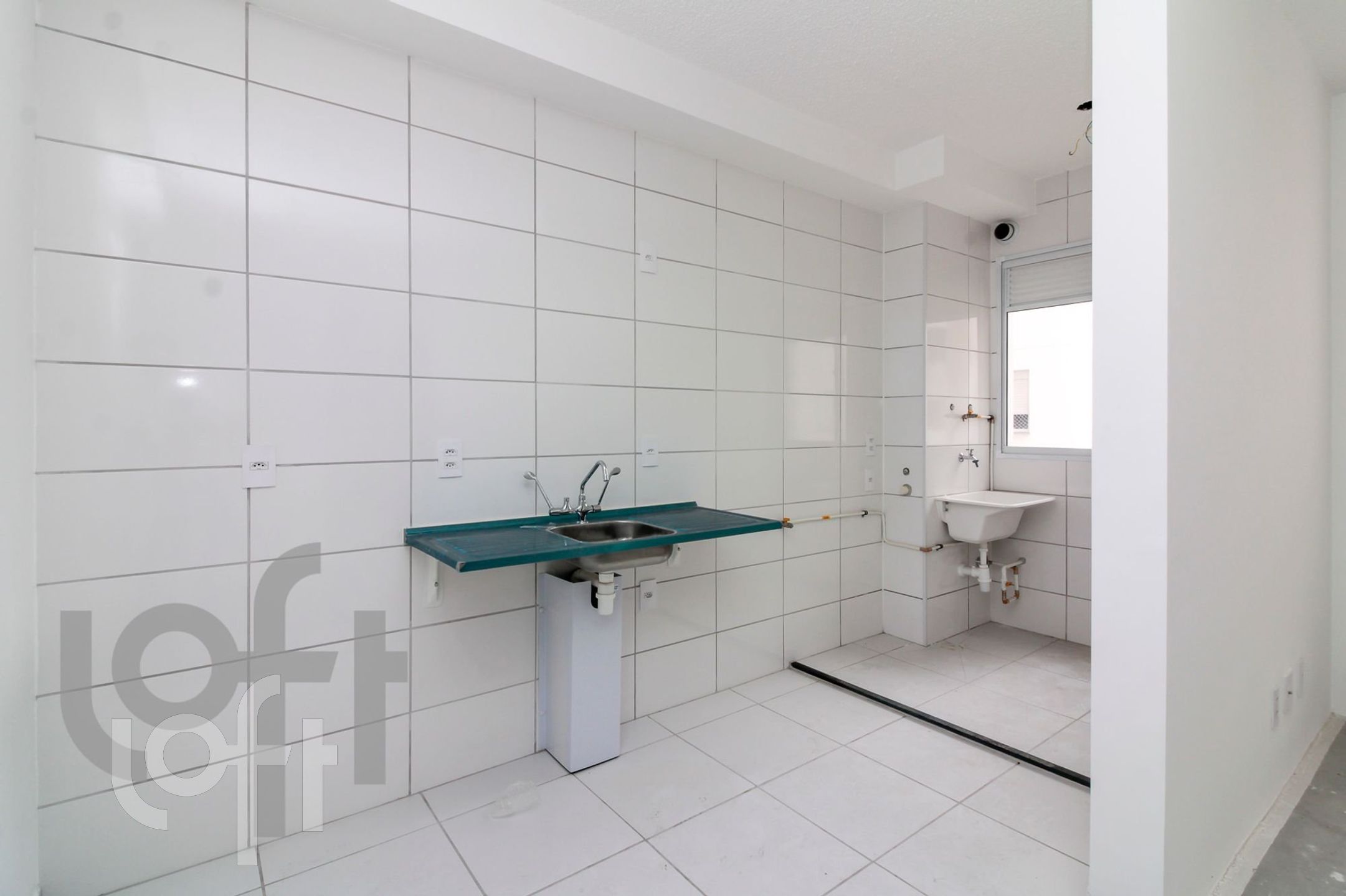 Apartamento à venda com 2 quartos, 42m² - Foto 28