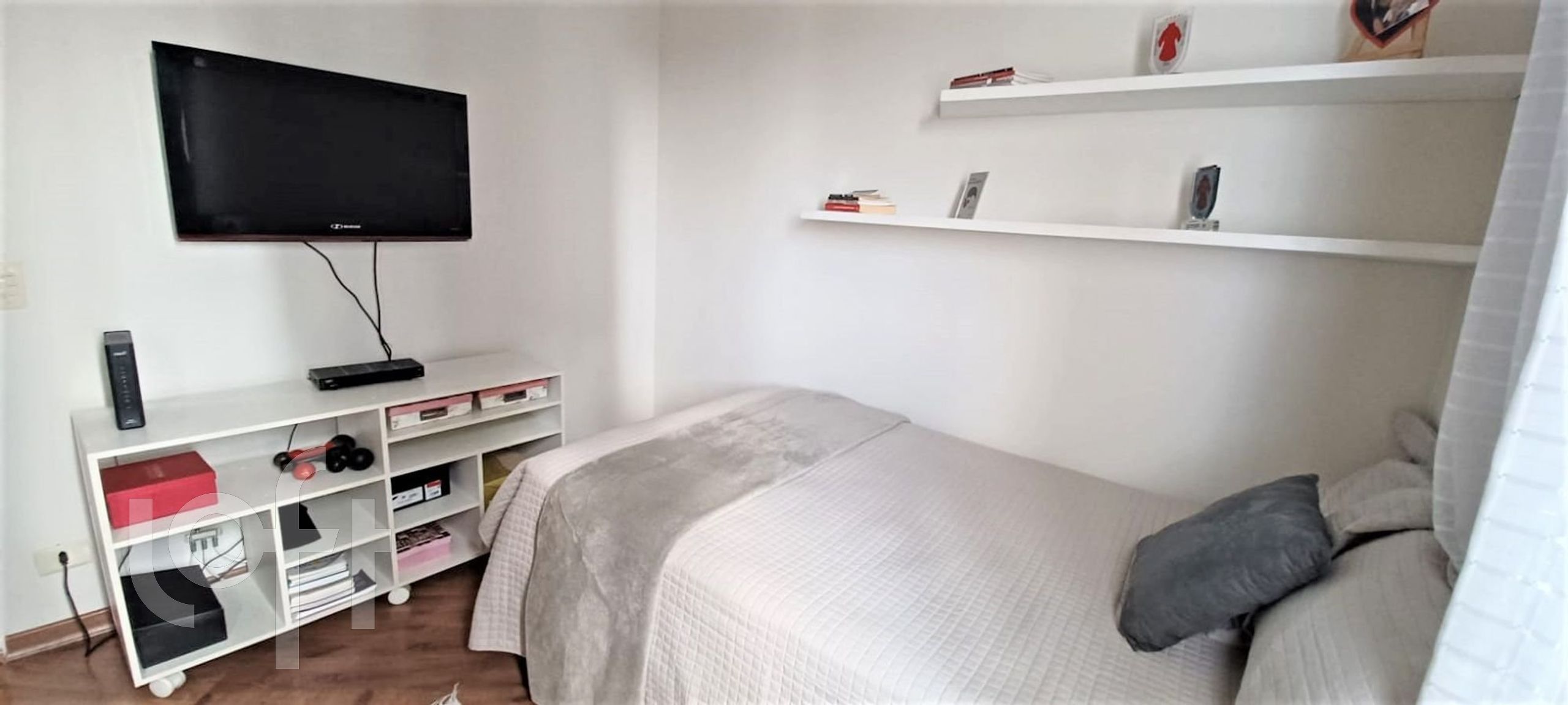 Apartamento à venda com 3 quartos, 72m² - Foto 2