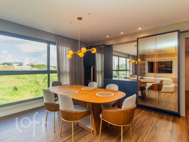 Apartamento com 115m², 3 dormitórios, 3 suítes, 3 vagas, Petrópolis em Porto Alegre