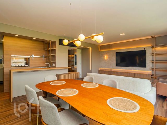 Apartamento com 115m², 3 dormitórios, 3 suítes, 3 vagas, Petrópolis em Porto Alegre