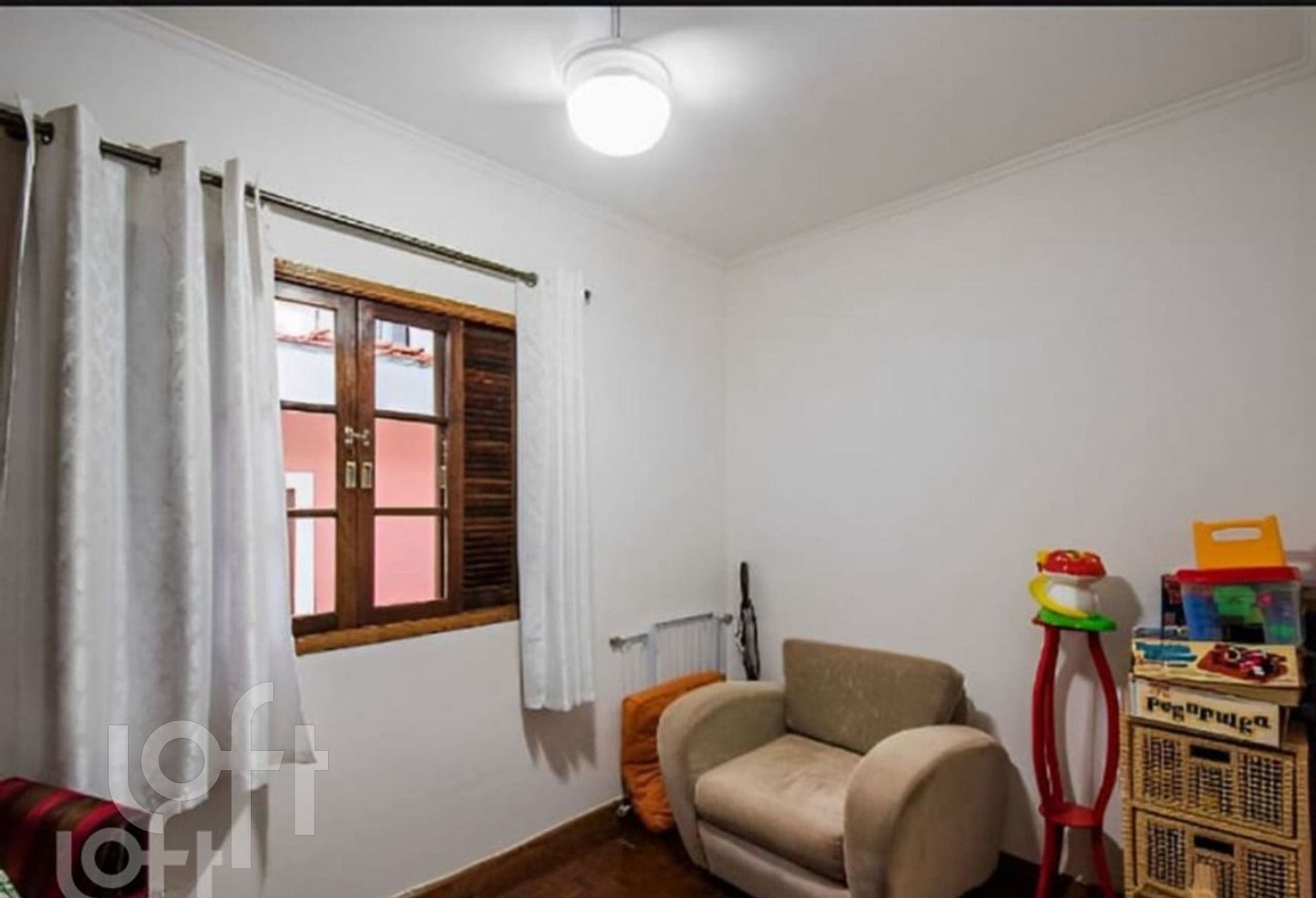 Casa à venda com 3 quartos, 200m² - Foto 12