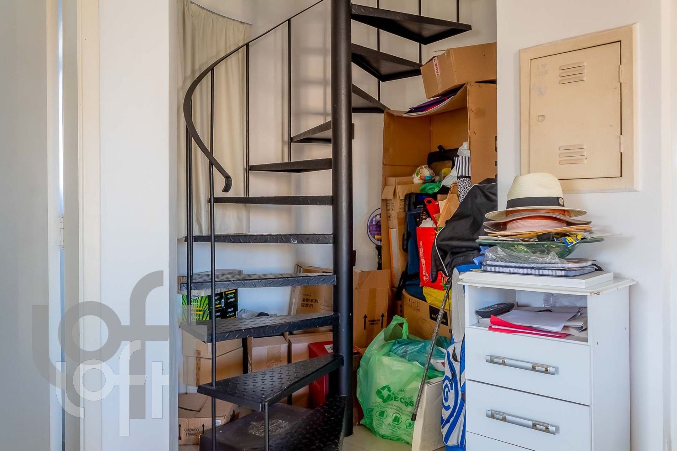 Apartamento à venda com 1 quarto, 91m² - Foto 17