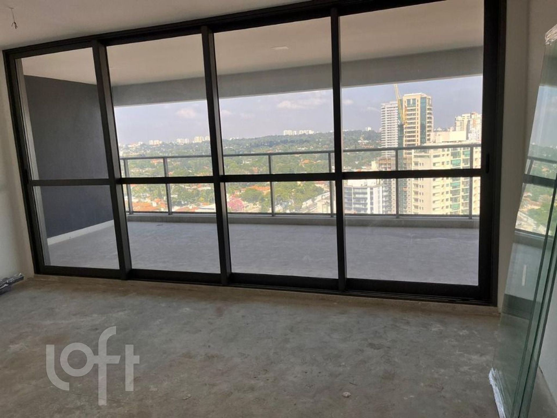 Apartamento à venda com 3 quartos, 143m² - Foto 3