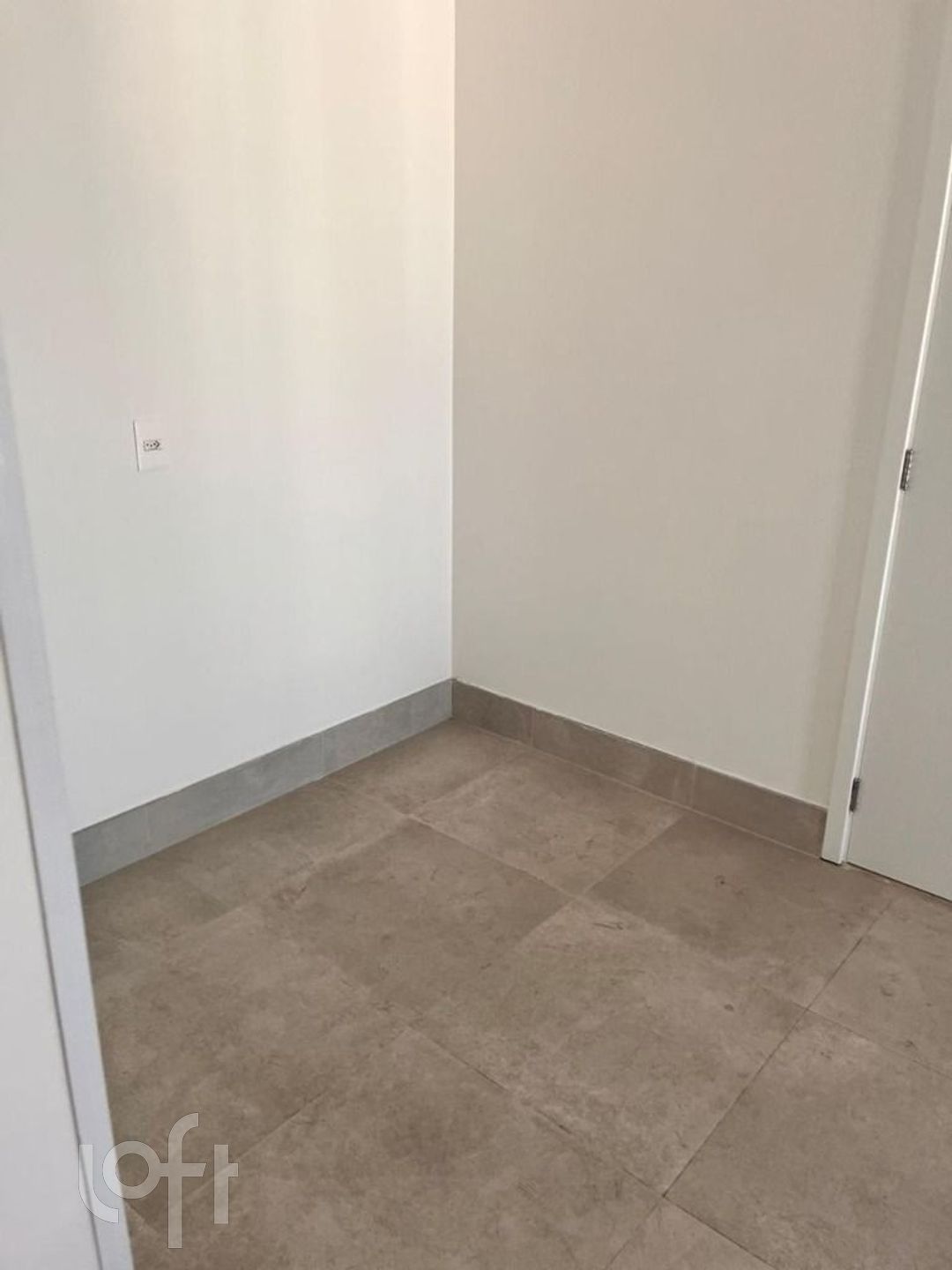 Apartamento à venda com 3 quartos, 143m² - Foto 11