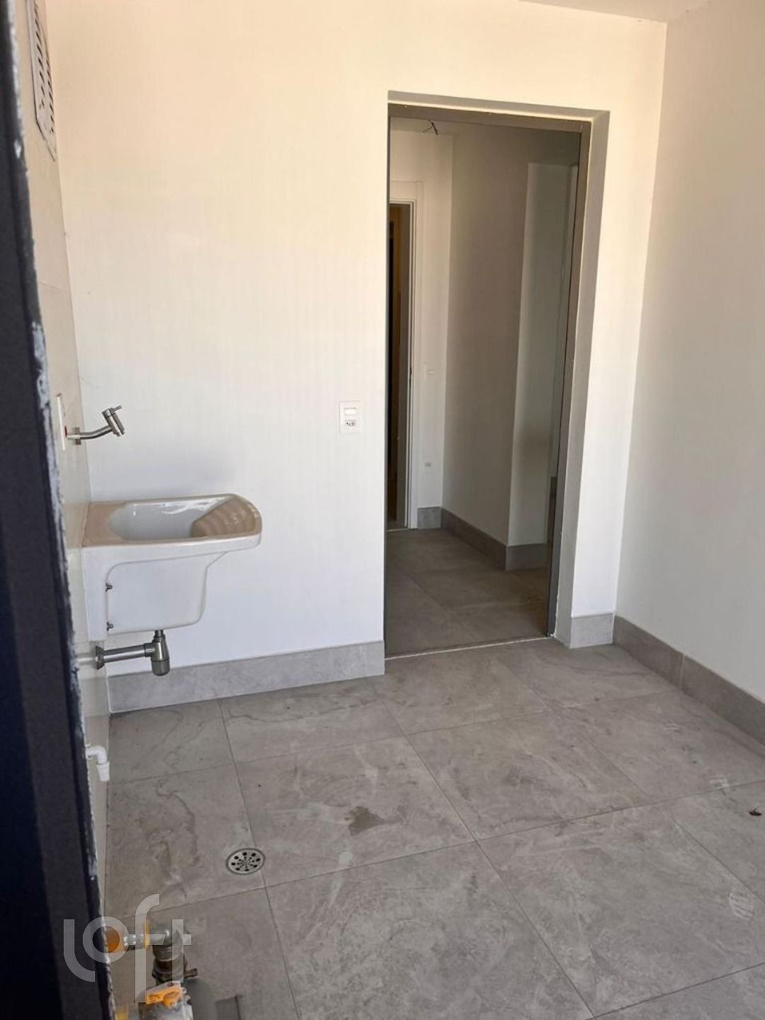 Apartamento à venda com 3 quartos, 143m² - Foto 9