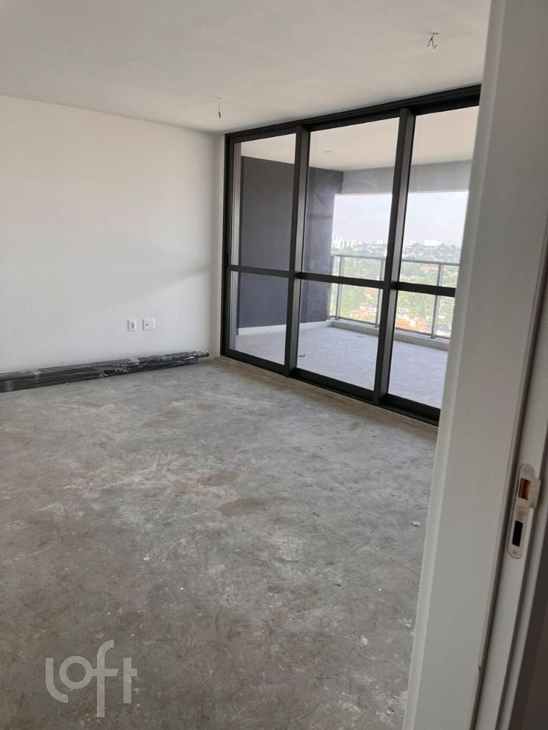 Apartamento à venda com 3 quartos, 143m² - Foto 4