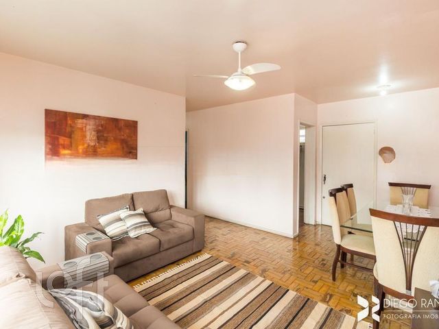 Apartamento com 92m², 3 dormitórios, 1 vaga, Menino Deus em Porto Alegre