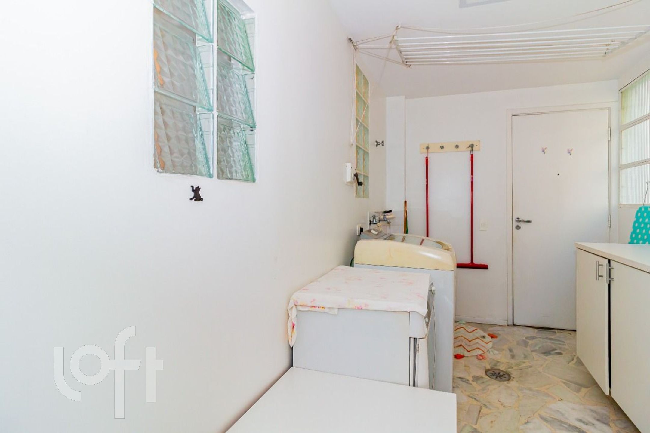 Apartamento à venda com 3 quartos, 135m² - Foto 22