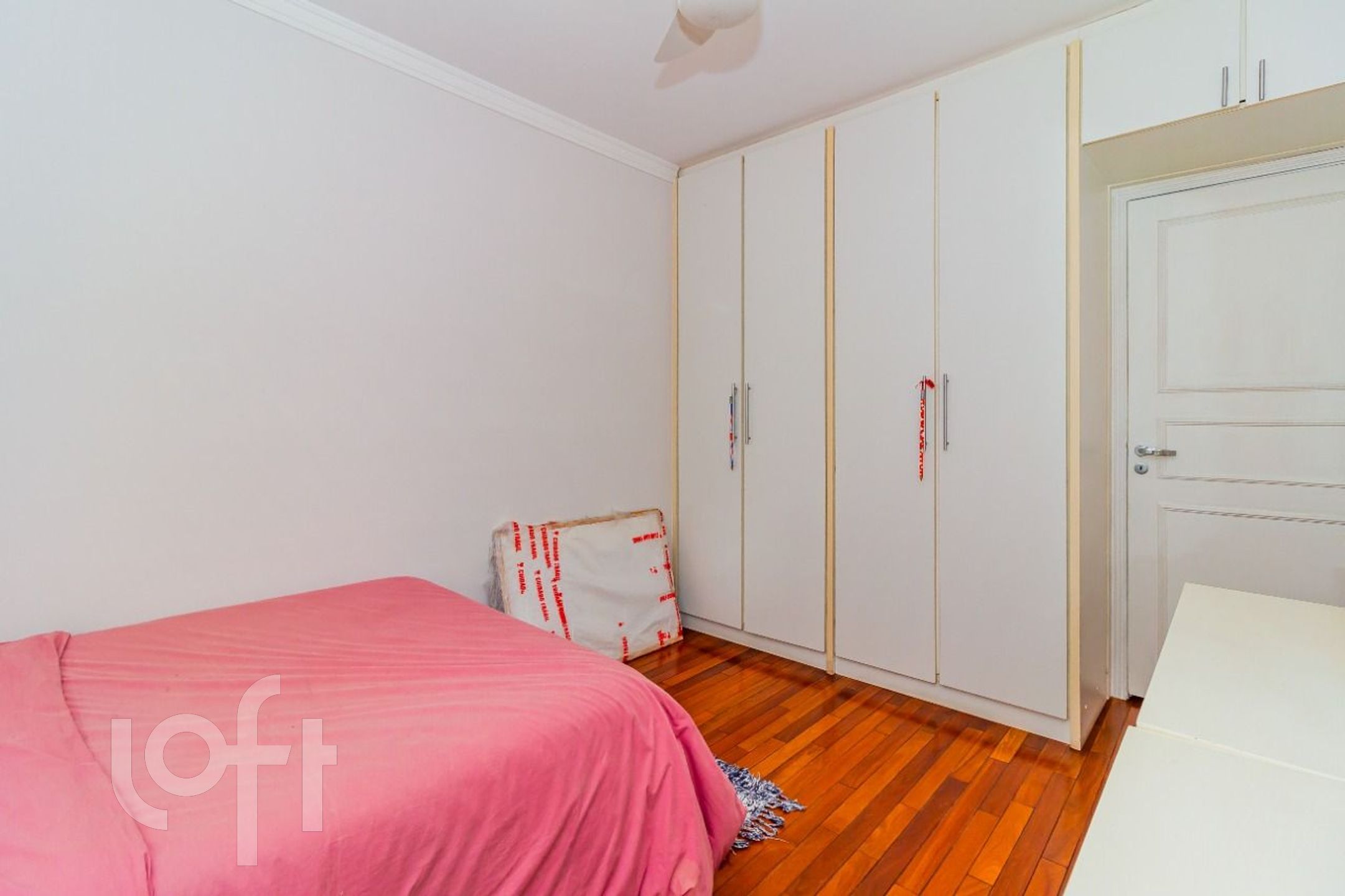 Apartamento à venda com 3 quartos, 135m² - Foto 25