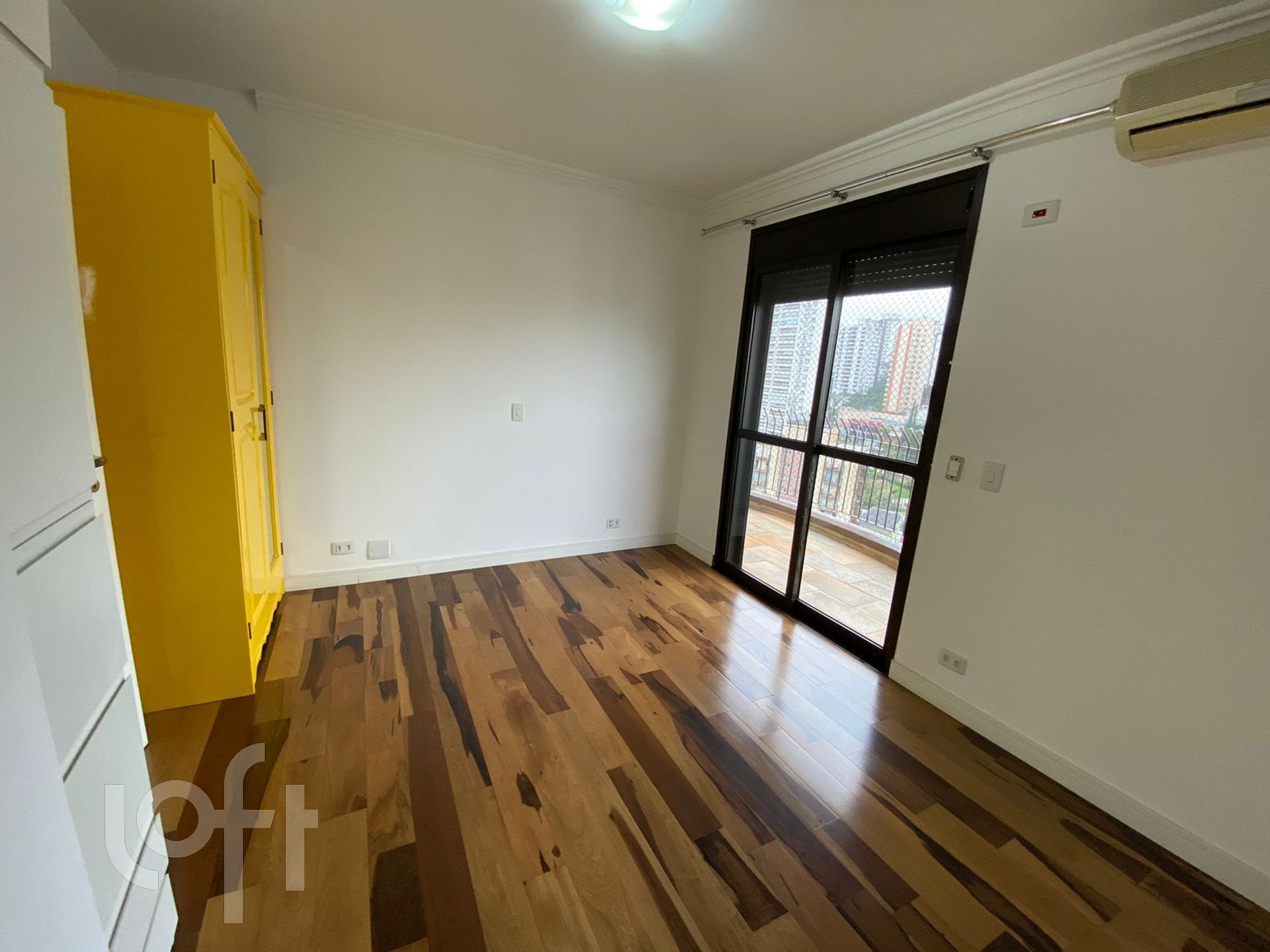 Apartamento à venda com 4 quartos, 254m² - Foto 15