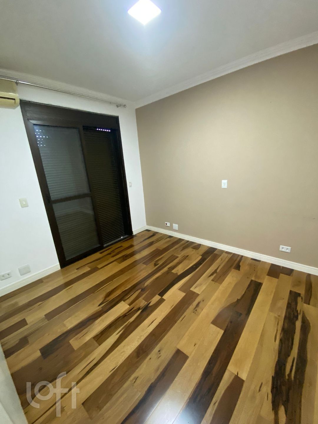 Apartamento à venda com 4 quartos, 254m² - Foto 10