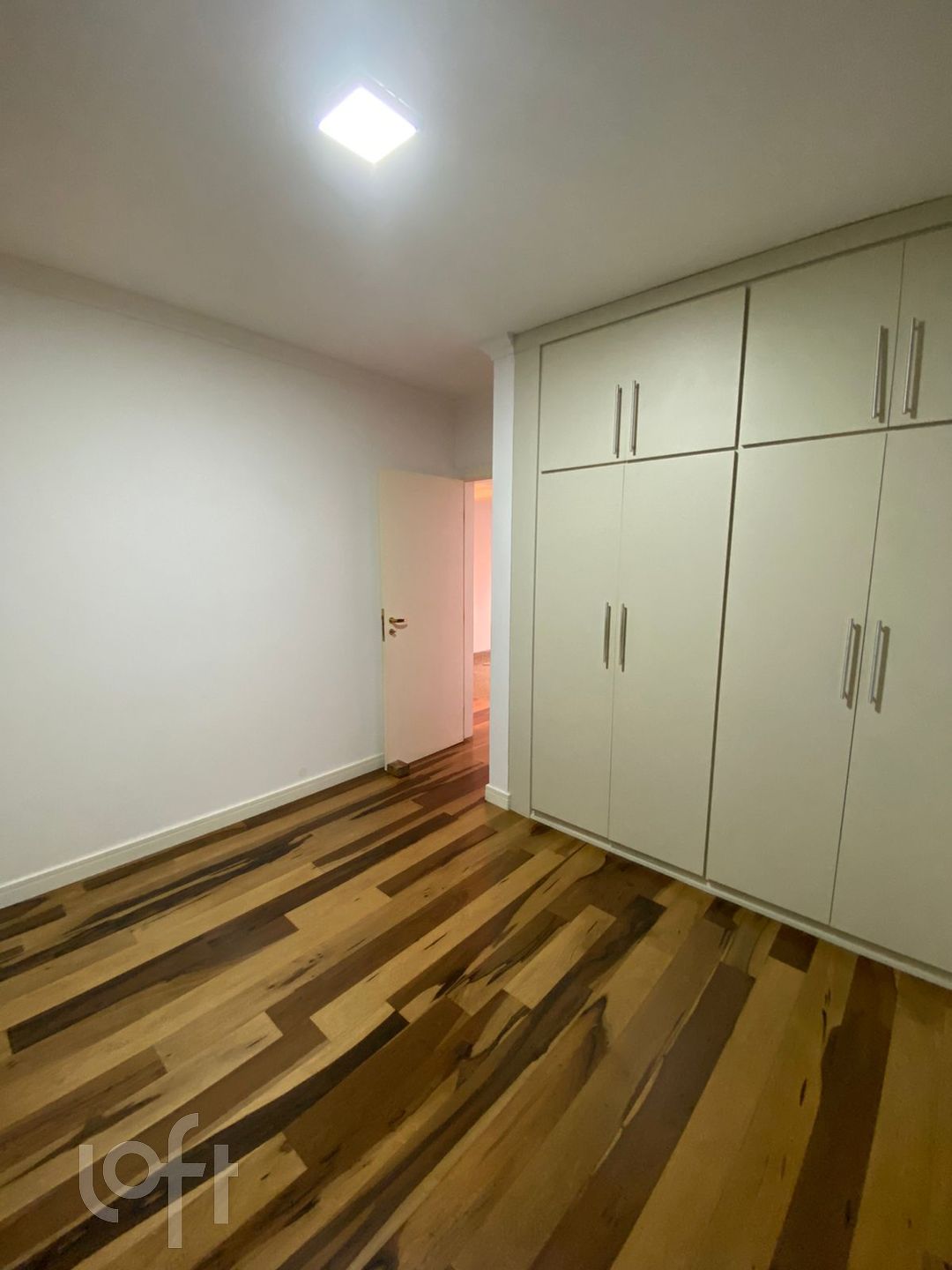 Apartamento à venda com 4 quartos, 254m² - Foto 12