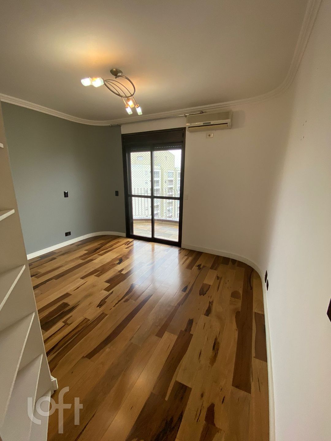 Apartamento à venda com 4 quartos, 254m² - Foto 17