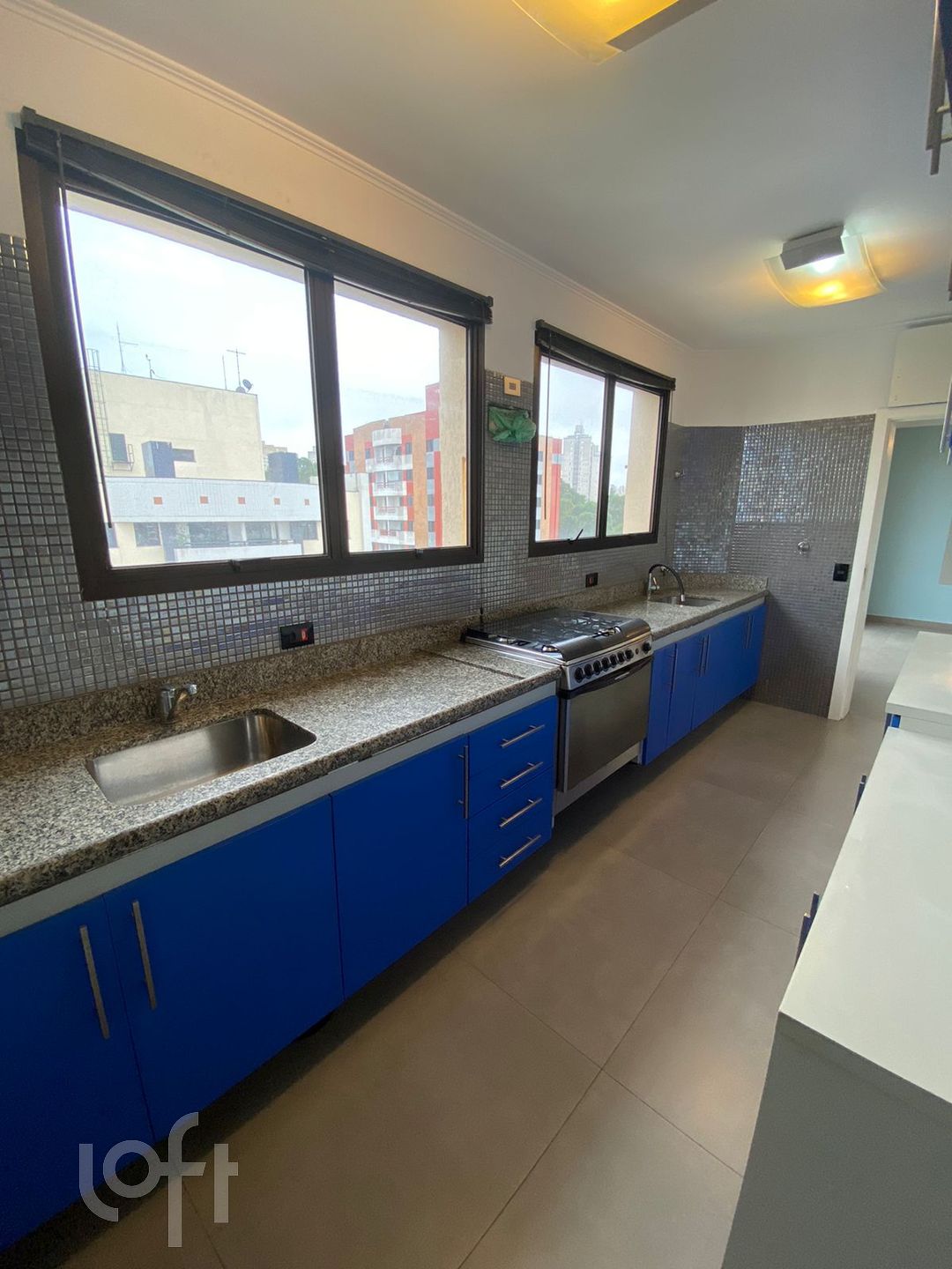 Apartamento à venda com 4 quartos, 254m² - Foto 7