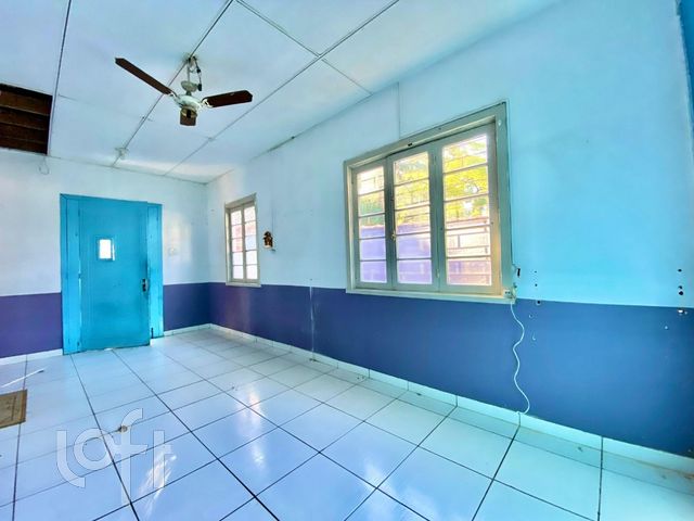 Casa com 120m², 3 dormitórios, 1 vaga, Petrópolis em Porto Alegre