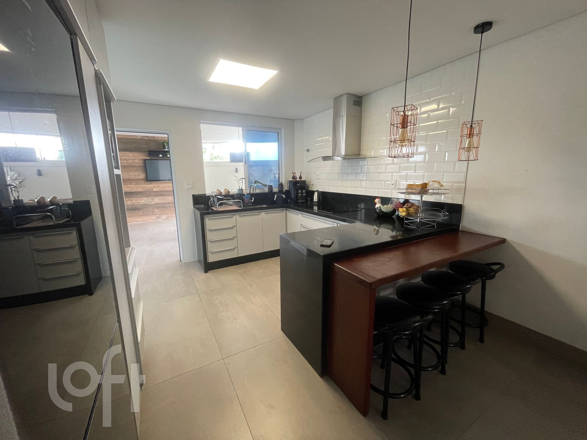 Apartamento à venda com 4 quartos, 210m² - Foto 7