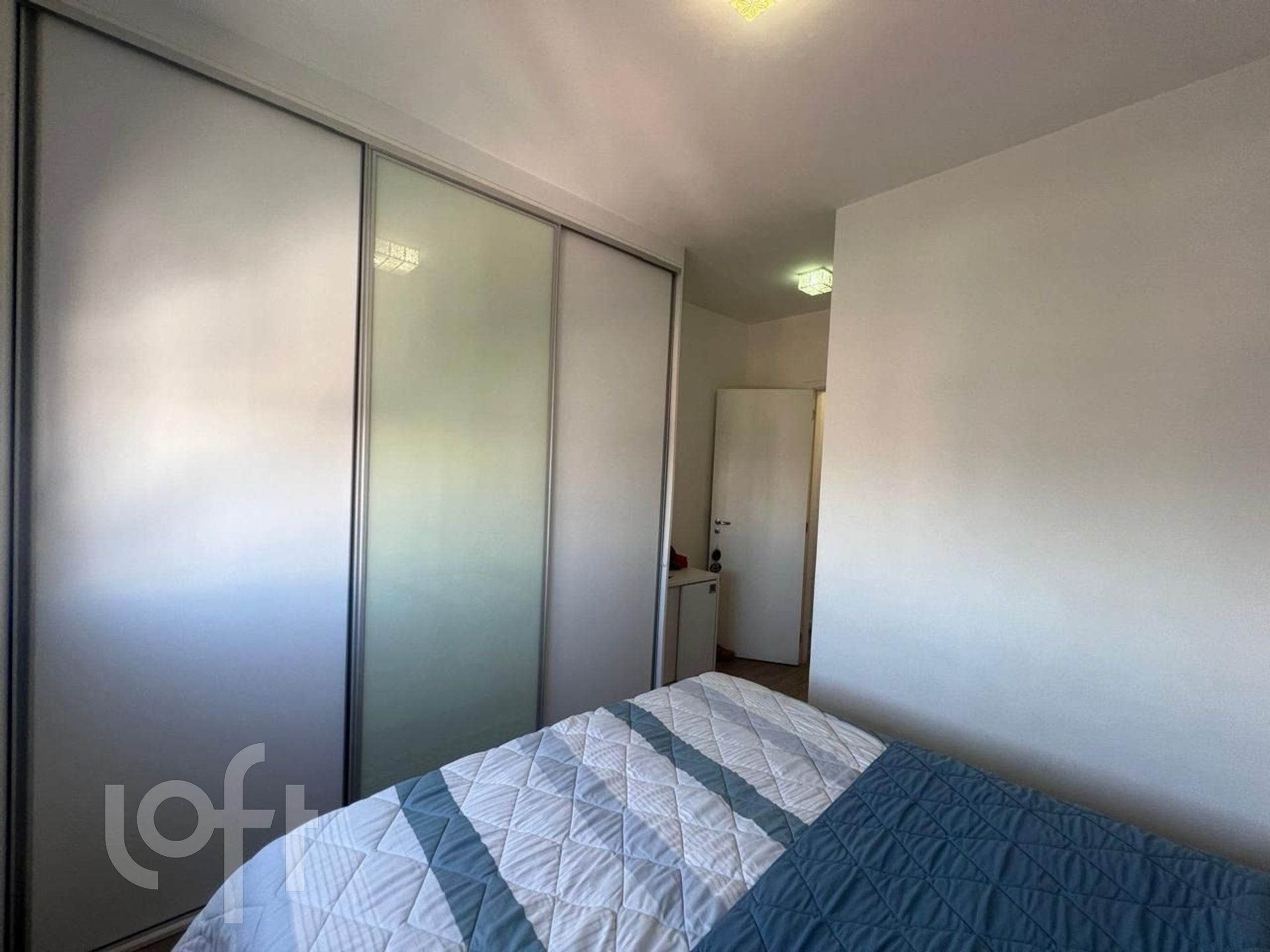 Apartamento à venda com 3 quartos, 83m² - Foto 13