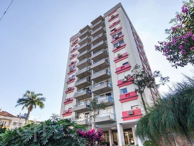 Apartamento com 282m², 3 dormitórios, 1 suíte, 2 vagas, Petrópolis em Porto Alegre