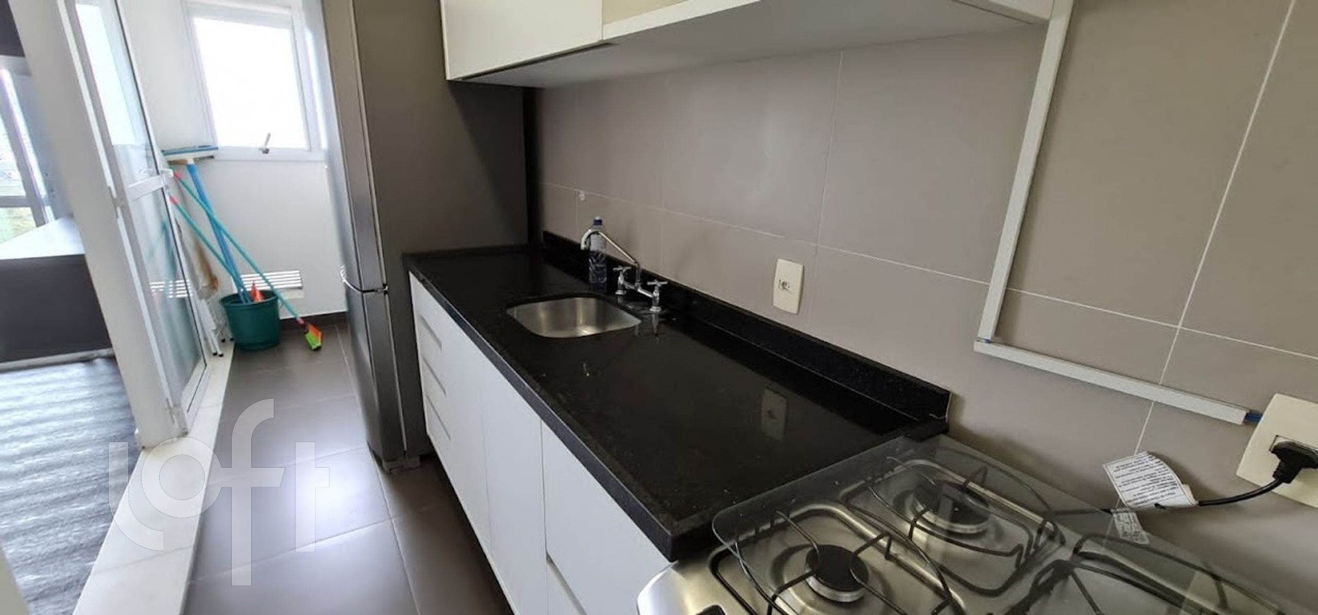 Apartamento à venda com 1 quarto, 55m² - Foto 10