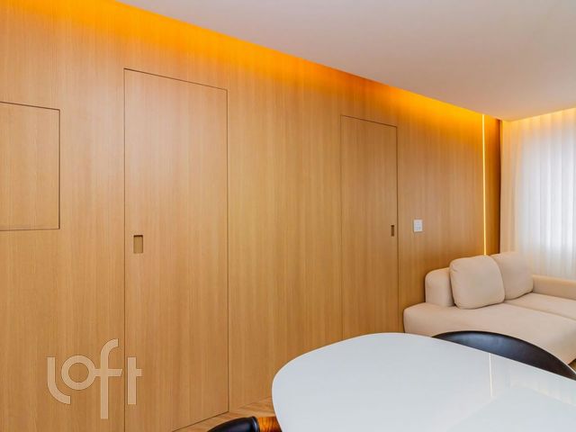 Apartamento com 37m², 1 dormitório, 1 vaga, Rio Branco em Porto Alegre