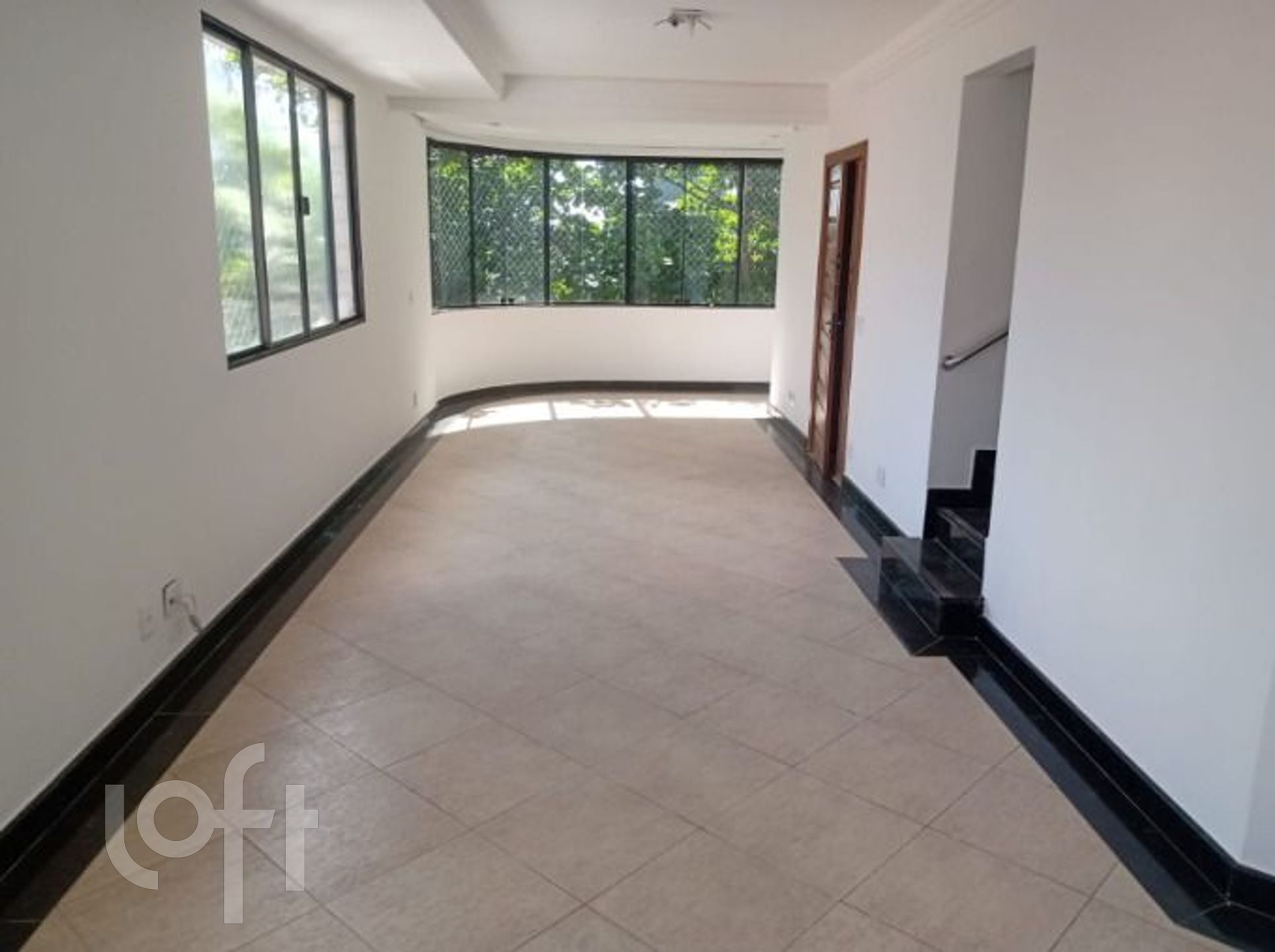 Apartamento à venda com 4 quartos, 260m² - Foto 1