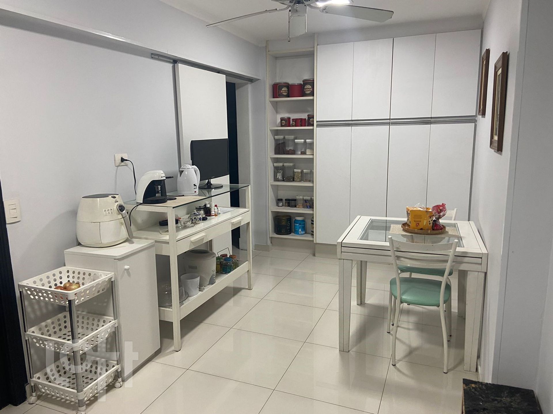 Apartamento à venda com 3 quartos, 150m² - Foto 6