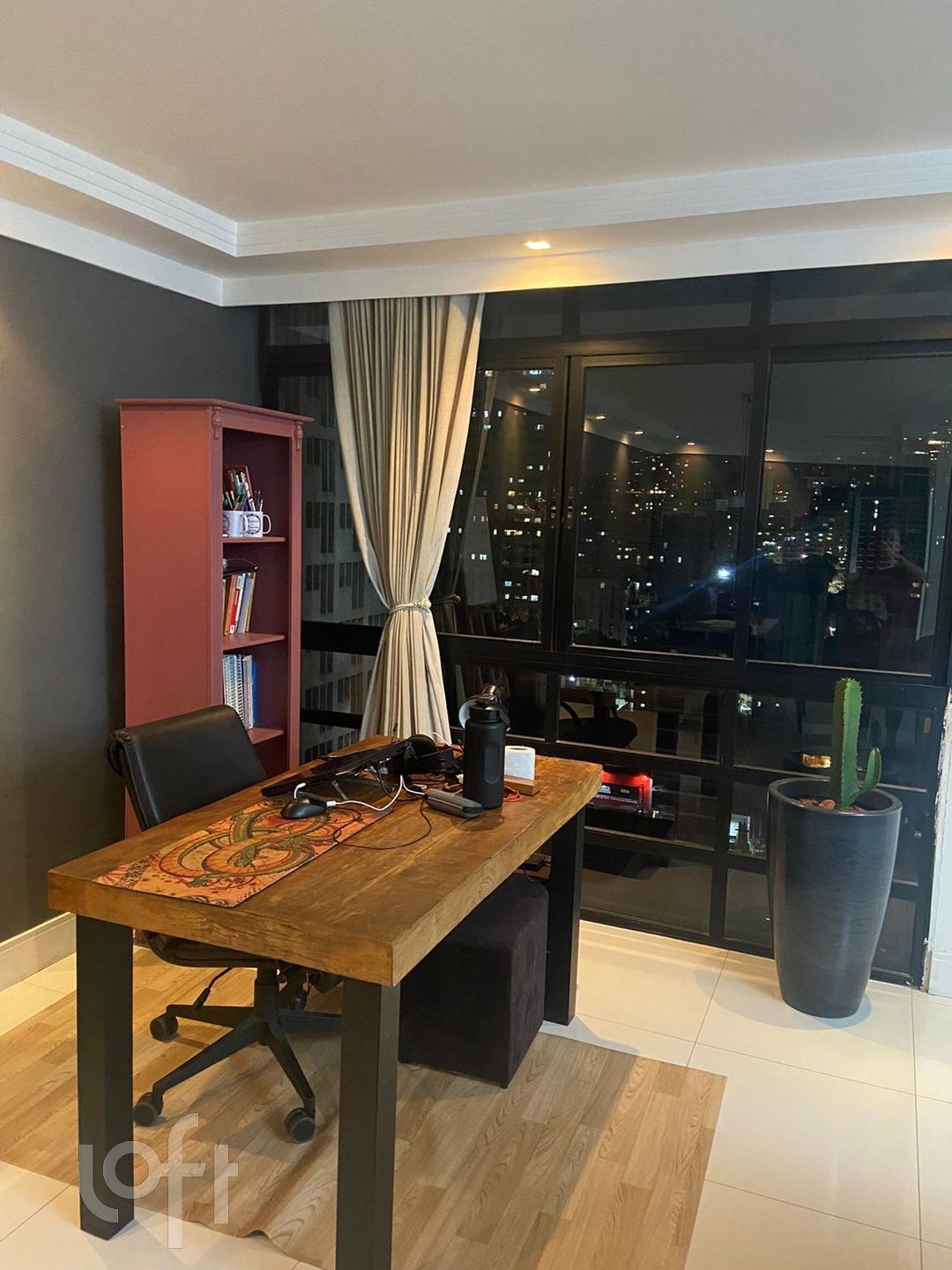 Apartamento à venda com 3 quartos, 150m² - Foto 4