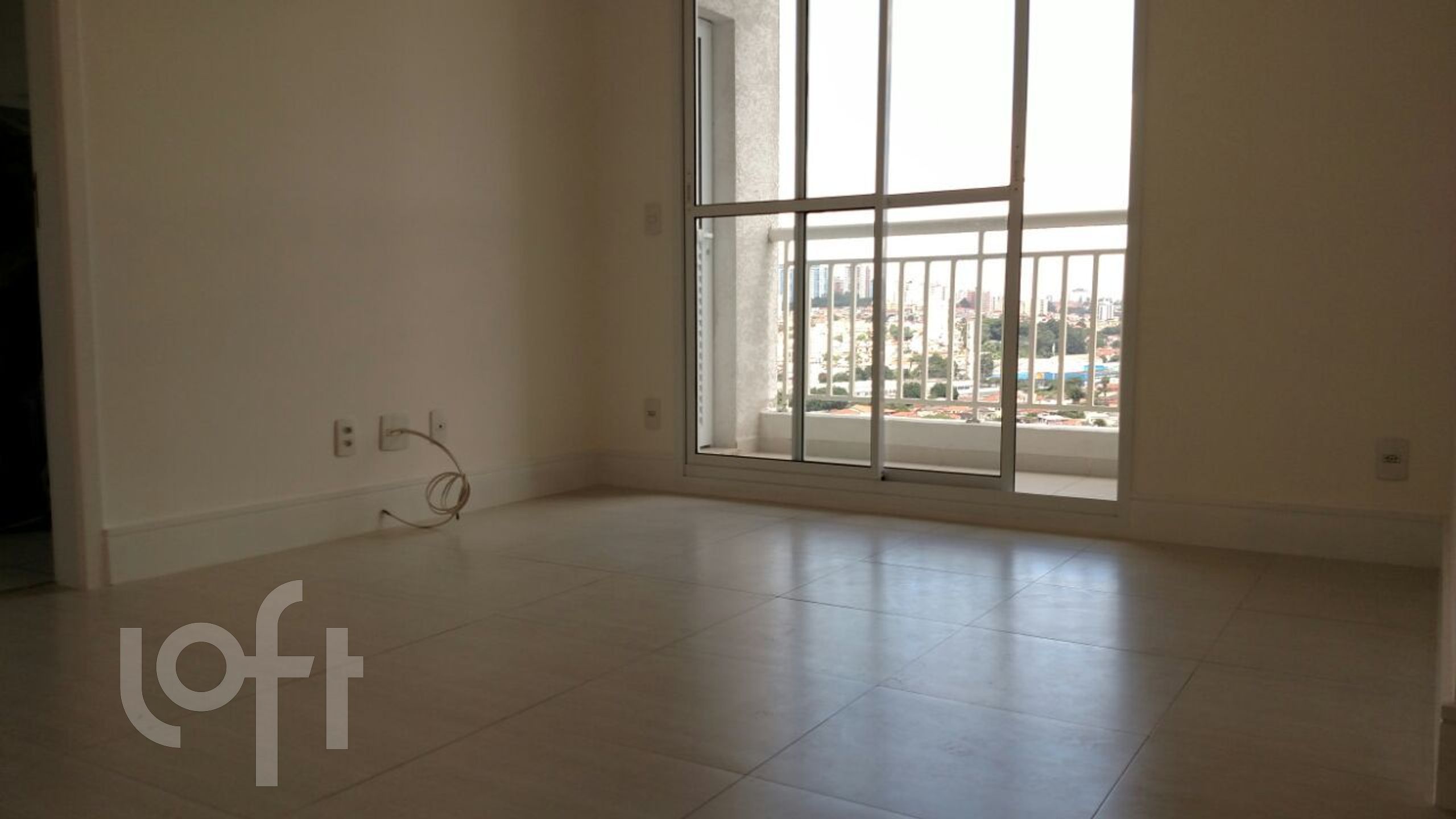 Apartamento à venda com 2 quartos, 67m² - Foto 1