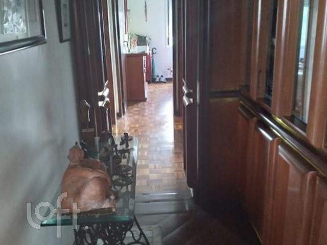 Apartamento com 108m², 3 dormitórios, 1 vaga, Moinhos de Vento em Porto Alegre