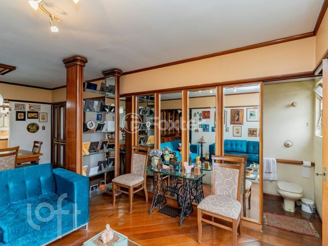 Apartamento com 108m², 3 dormitórios, 1 vaga, Moinhos de Vento em Porto Alegre