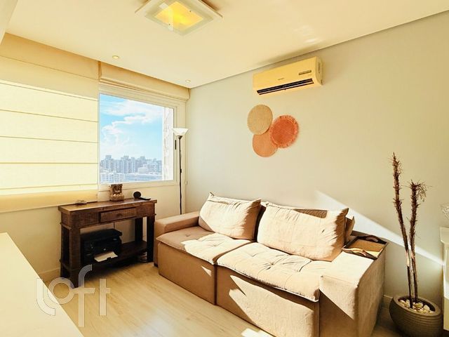 Apartamento com 68m², 3 dormitórios, 1 suíte, 1 vaga, Vila Ipiranga em Porto Alegre