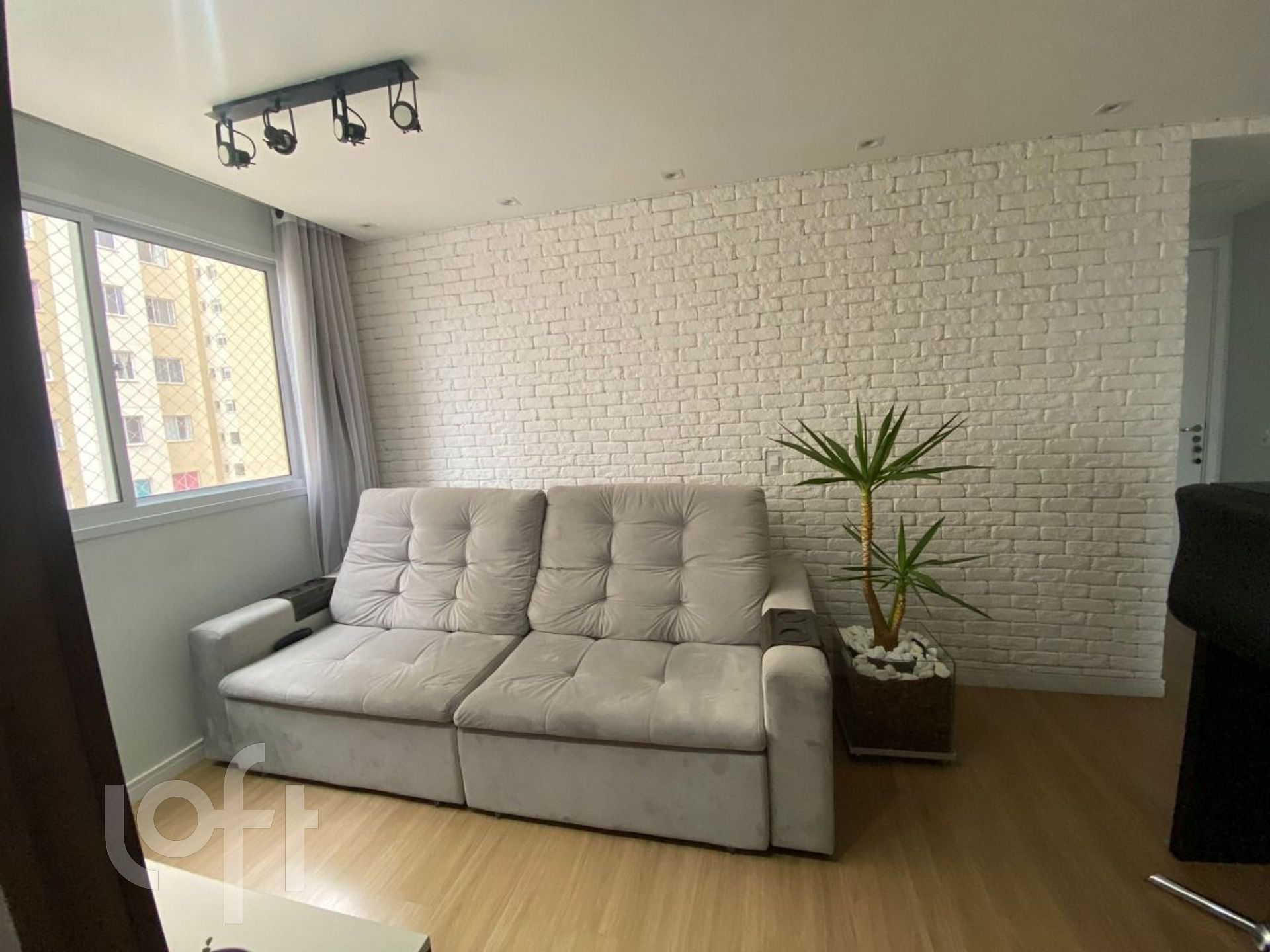 Apartamento à venda com 2 quartos, 41m² - Foto 1