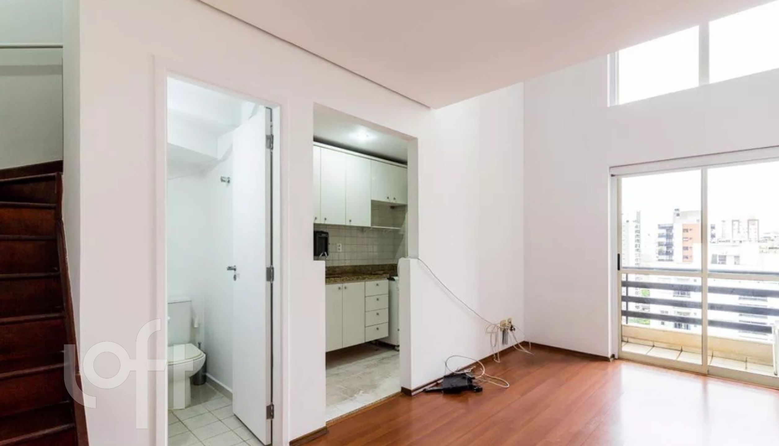 Apartamento à venda com 1 quarto, 44m² - Foto 1