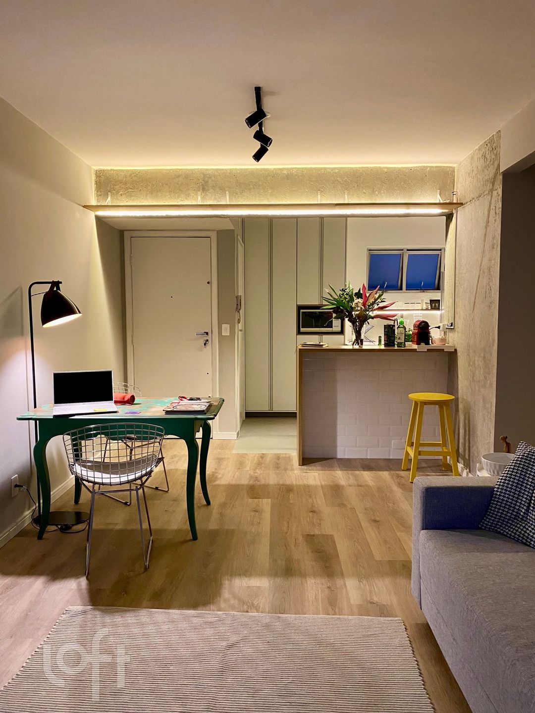 Apartamento à venda com 2 quartos, 75m² - Foto 11