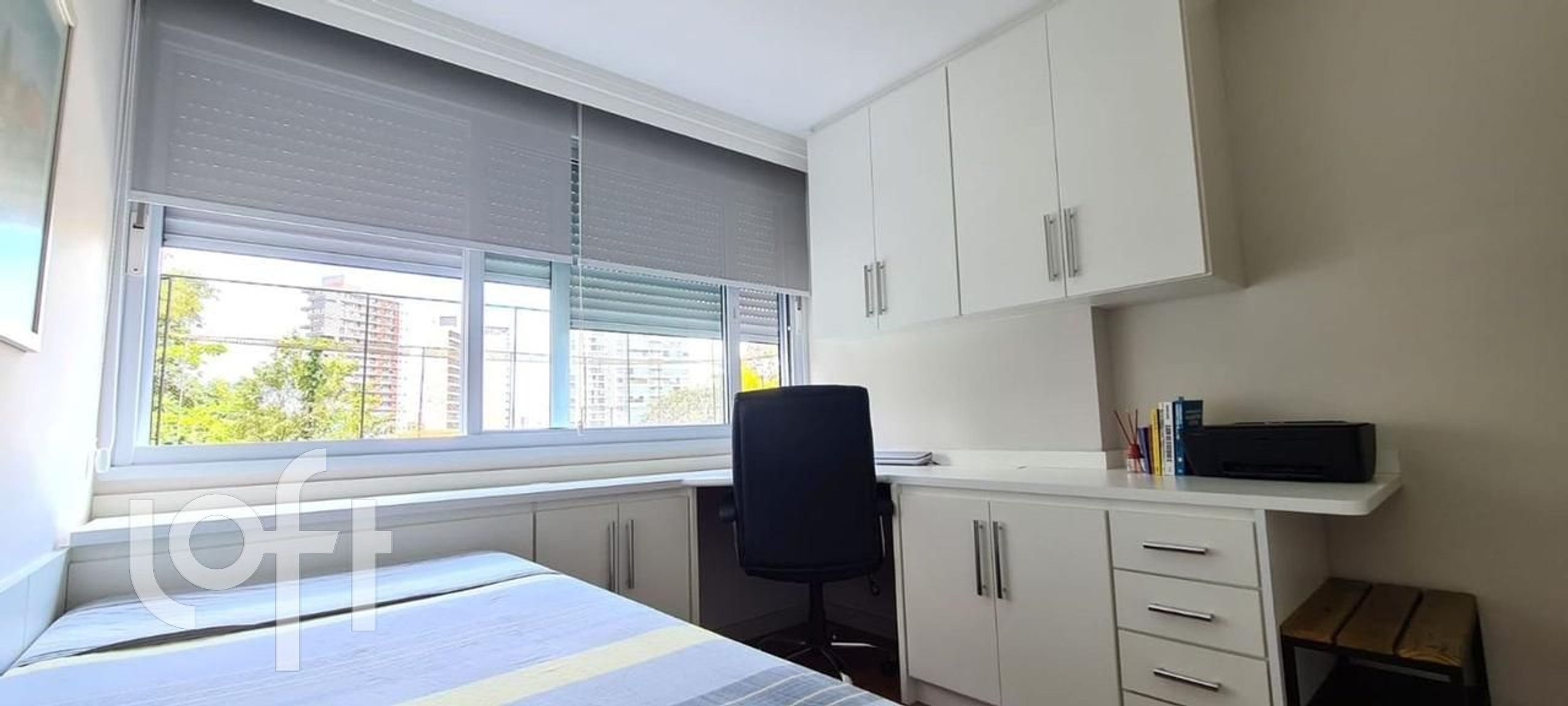 Apartamento à venda com 3 quartos, 100m² - Foto 4