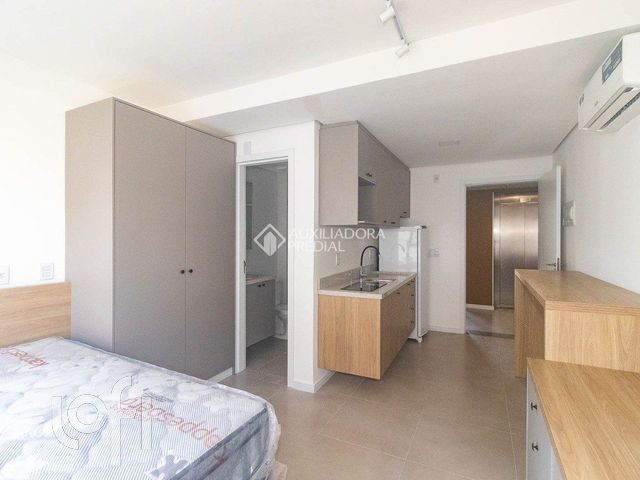 Apartamento com 28m², 1 dormitório, 1 suíte, Bom Fim em Porto Alegre