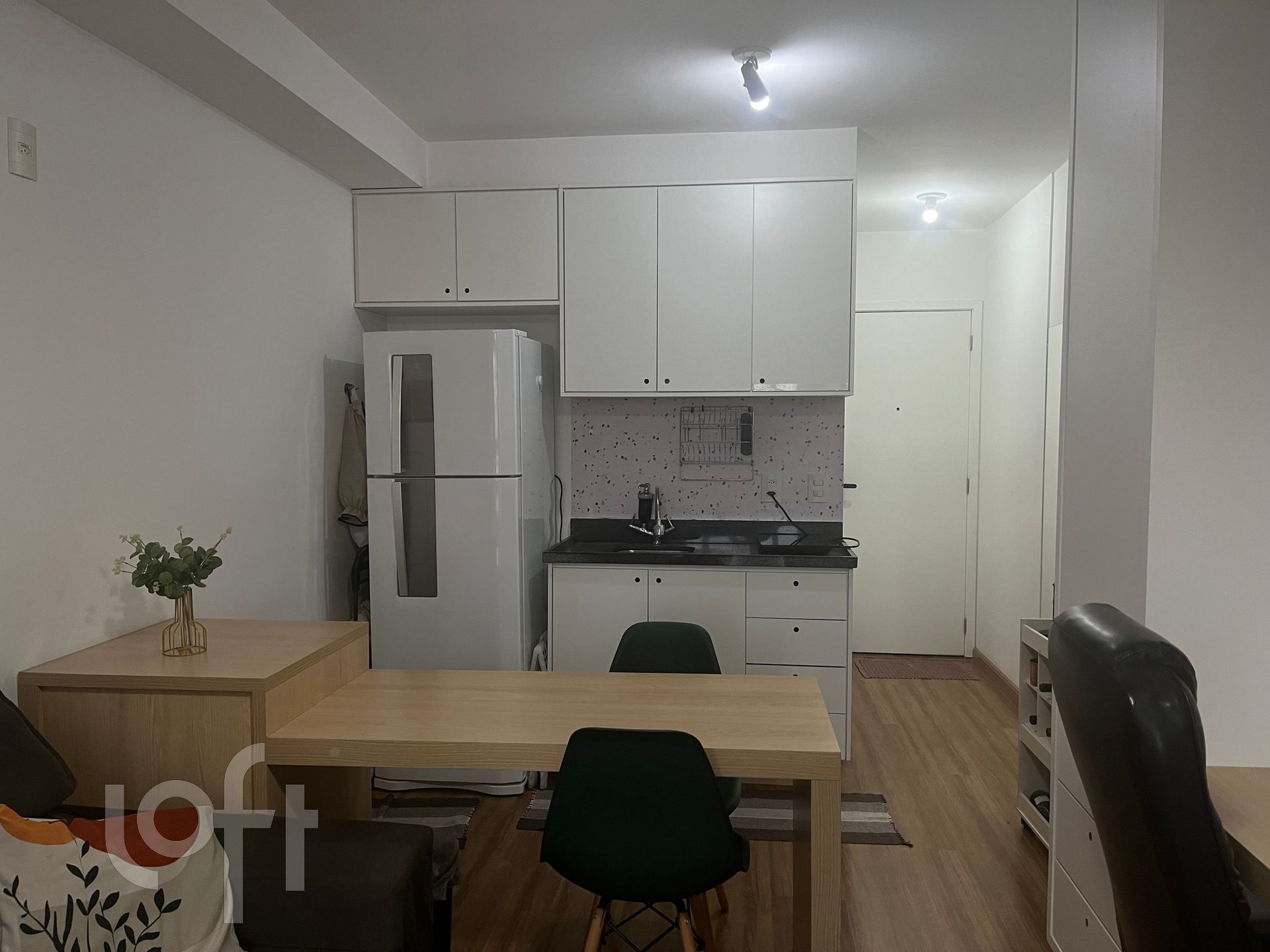 Apartamento à venda com 1 quarto, 28m² - Foto 10