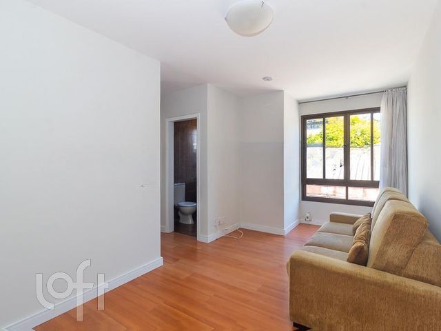 Apartamento com 70m², 2 dormitórios, Rio Branco em Porto Alegre